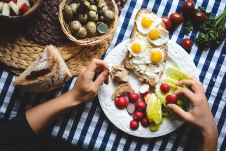 Don't waste food when eating on budget