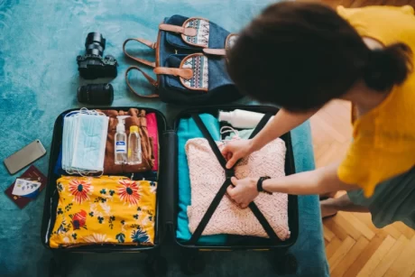 Regulations that all passengers and airport personnel must follow for travel packing